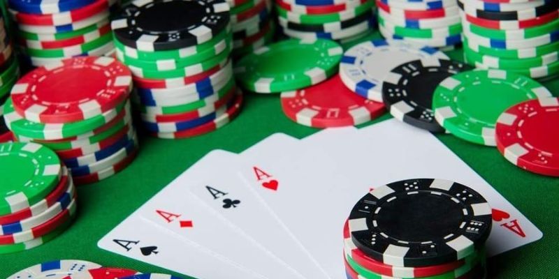 Tìm hiểu Baccarat bảo hiểm là gì?