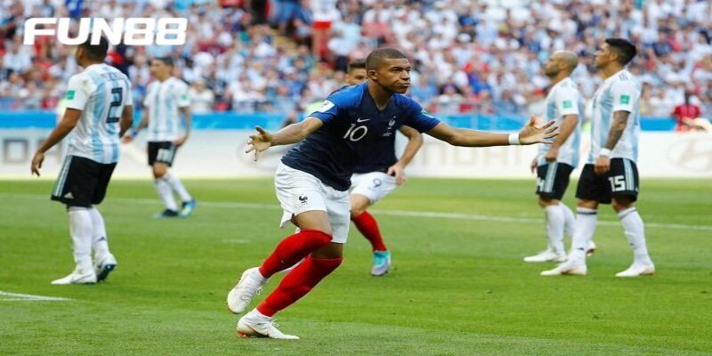 ty-le-keo-world-cup-bi-anh-huong-boi-nhieu-yeu-to-khac-nhau Tỷ lệ kèo World Cup bị ảnh hưởng bởi nhiều yếu tố khác nhau.